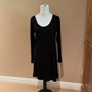 Black long sleeve soft cotton dress
